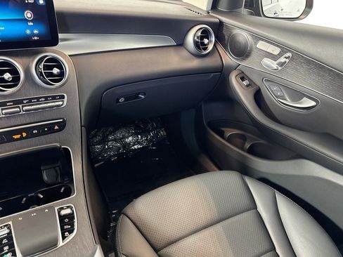 Used 2022 Mercedes-Benz GLC 300 image 20