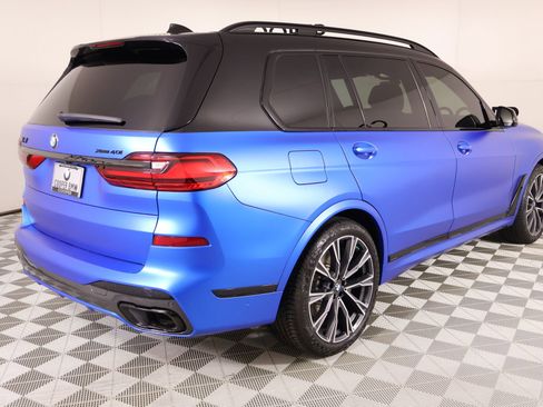 Used 2022 BMW X7 xDrive40i w/ M Sport Package AWD/4WD image 24