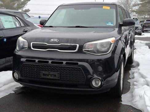 Used 2016 Kia Soul + w/ Audio Package image 5