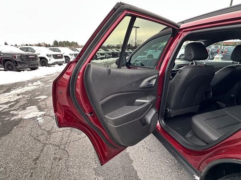 Certified 2024 Chevrolet Trax RS image 20