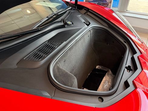 Used 2026 Chevrolet Corvette Stingray Preferred Cpe w/ Battery Protection Package RWD image 36