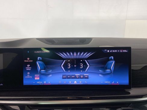 New 2026 BMW X5 xDrive40i w/ M Sport Package image 11