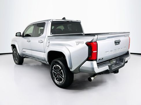 Used 2026 Toyota Tacoma TRD Sport AWD/4WD image 5