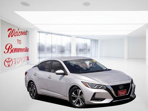 Used 2020 Nissan Sentra SV FWD image 2