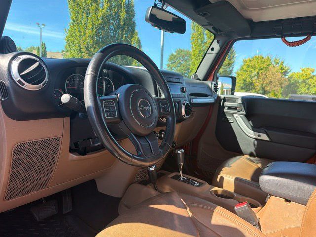 Used 2014 Jeep Wrangler Sahara w/ Connectivity Group AWD/4WD image 12