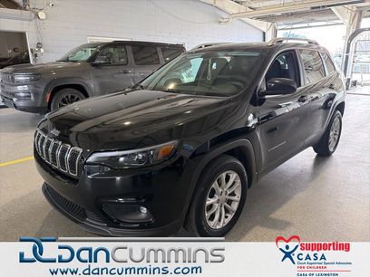Used 2019 Jeep Cherokee Latitude w/ Popular Appearance Group