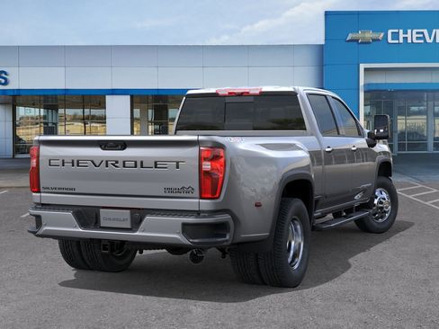 New 2026 Chevrolet Silverado 3500 High Country w/ High Country Premium Package AWD/4WD image 4