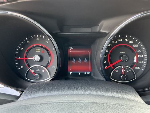 Used 2014 Chevrolet SS RWD image 14