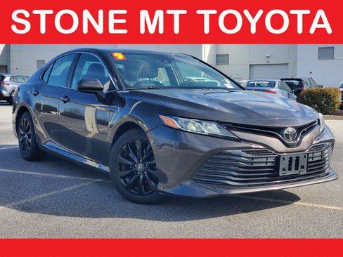 Certified 2019 Toyota Camry LE FWD image 1