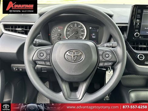 Used 2022 Toyota Corolla LE image 20
