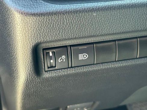 Certified 2022 Toyota RAV4 XLE w/ Convenience Package AWD/4WD image 25
