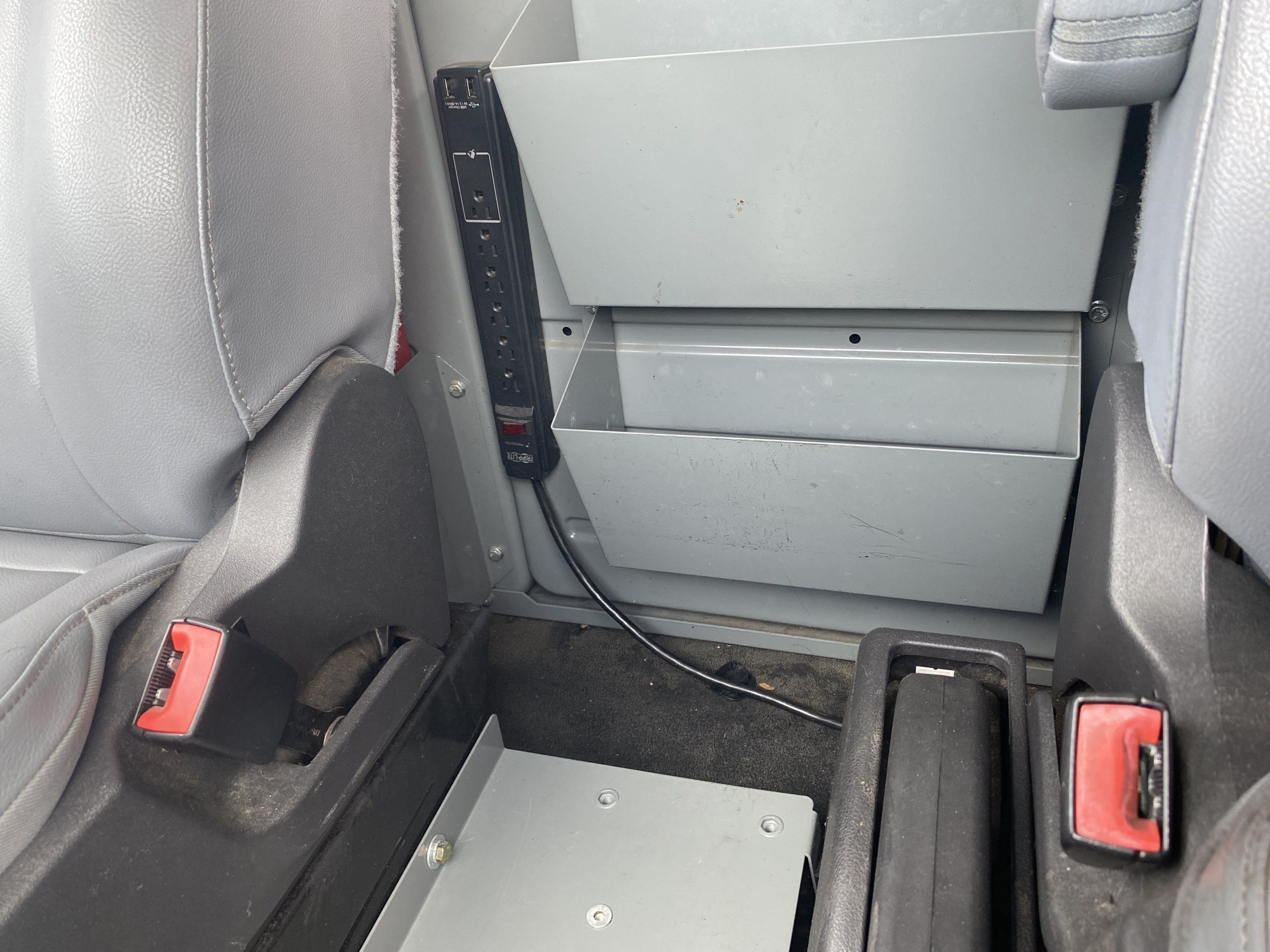 Used 2018 Ford Transit 150 130 Low Roof w/ Exterior Upgrade Package RWD image 21