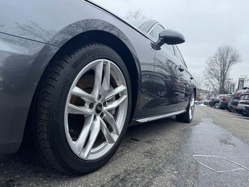 Used 2023 Audi A4 2.0T Premium w/ Convenience Package image 10