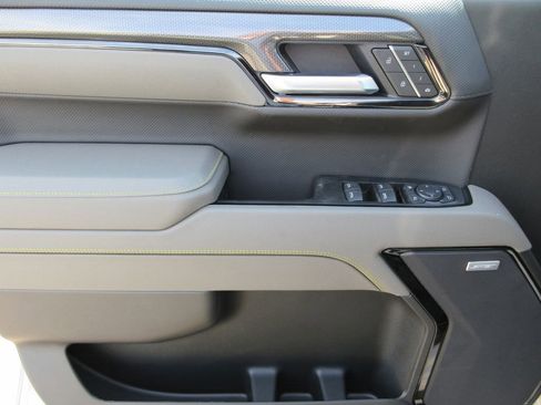 New 2026 Chevrolet Silverado 1500 ZR2 AWD/4WD image 26