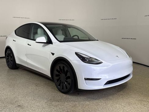 Used 2022 Tesla Model Y Performance AWD/4WD image 7