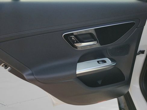 Used 2026 Mercedes-Benz GLC 43 AMG 4MATIC image 8