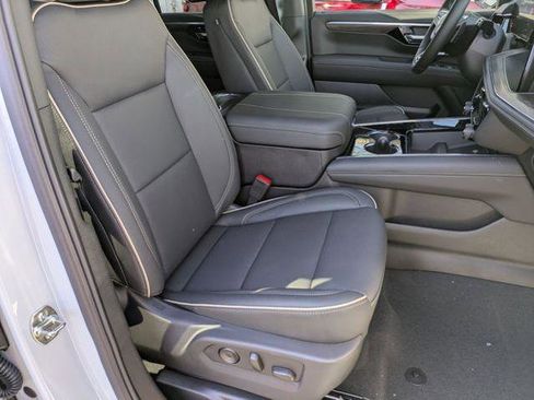 New 2026 Chevrolet Tahoe Premier AWD/4WD image 32