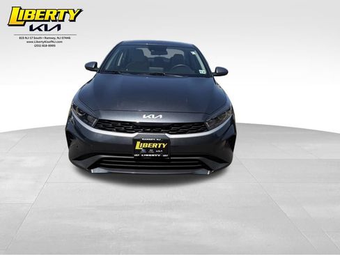 Used 2023 Kia Forte LXS FWD image 2