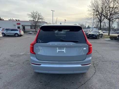 Used 2024 Volvo XC90 T8 Plus w/ Protection Package Premier image 5