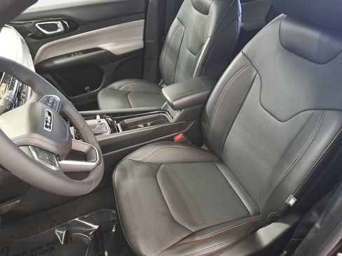 Certified 2023 Jeep Compass Limited AWD/4WD image 15