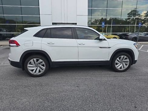 Used 2021 Volkswagen Atlas Cross Sport SE FWD image 6