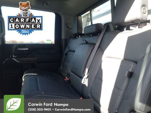 Used 2022 GMC Sierra 3500 Denali w/ Denali Ultimate Package image 25