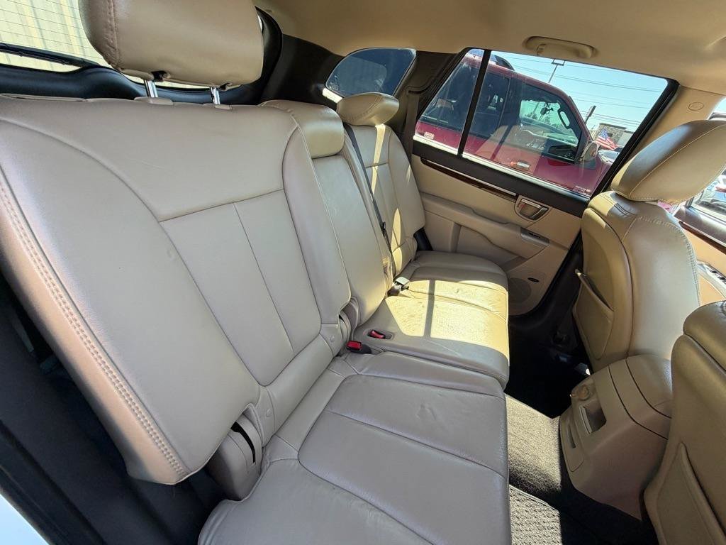 Used 2012 Hyundai Santa Fe Limited FWD image 18