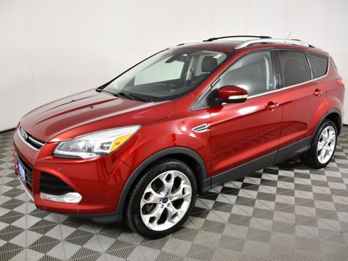 Used 2013 Ford Escape Titanium w/ Parking Technology Pkg AWD/4WD image 10