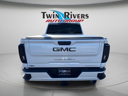 Used 2022 GMC Sierra 2500 Denali w/ Denali Ultimate Package AWD/4WD image 3