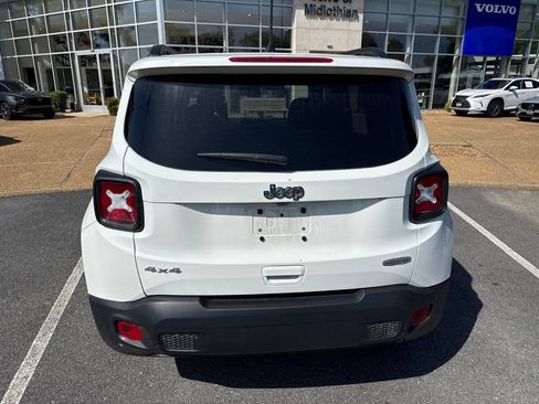 Used 2022 Jeep Renegade Latitude w/ Convenience Group AWD/4WD image 4