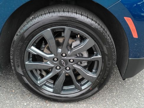 Used 2023 Chevrolet Equinox RS AWD/4WD image 24