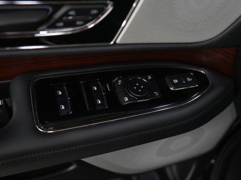 Used 2023 Lincoln Navigator Reserve w/ Equipment Group 201A AWD/4WD image 22