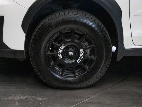 Used 2021 Subaru Crosstrek 2.5i Limited w/ Moonroof Package 2 image 8