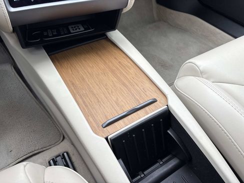 Used 2019 Tesla Model S 100D image 25