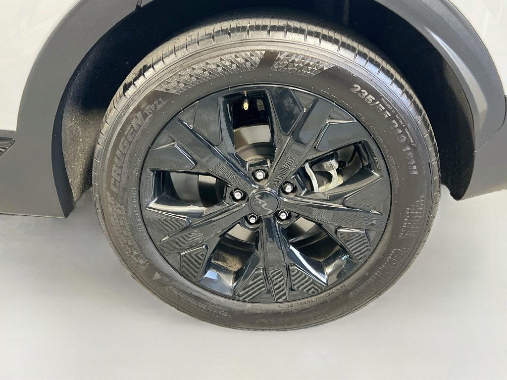 Certified 2025 Kia Sportage X-Line AWD/4WD image 32