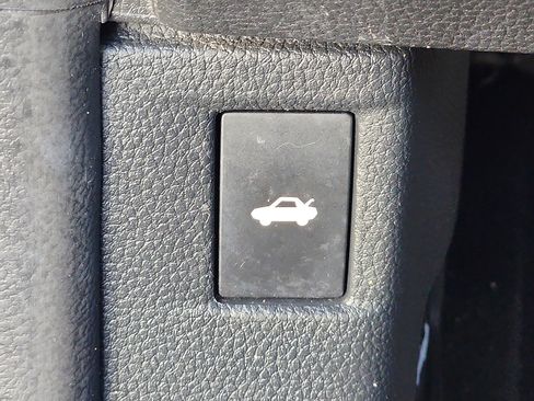 Used 2023 Honda Accord EX image 52