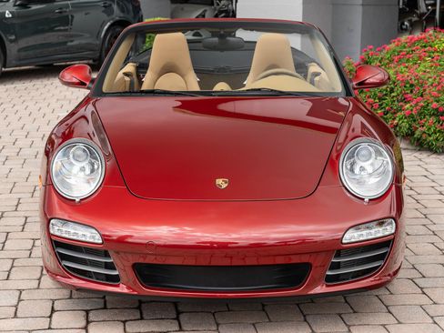 Used 2009 Porsche 911 Carrera 4S AWD/4WD image 21