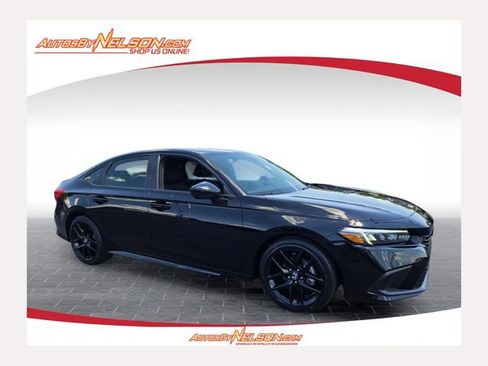 Used 2023 Honda Civic Sport image 1
