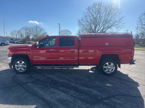 Used 2019 GMC Sierra 2500 SLT image 2