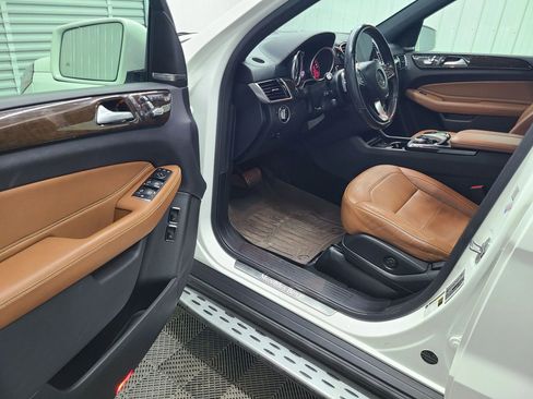 Used 2018 Mercedes-Benz GLS 450 4MATIC image 20