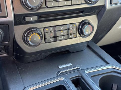 Used 2017 Ford F150 XLT w/ Equipment Group 302A Luxury image 15