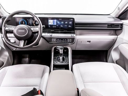 Used 2024 Hyundai Kona SEL FWD image 16