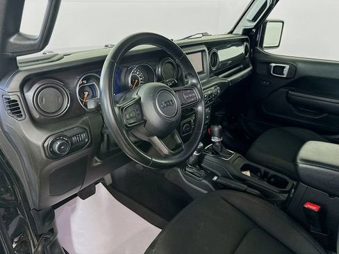 Used 2020 Jeep Wrangler Unlimited Sport AWD/4WD image 11
