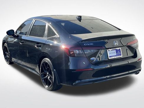 Certified 2025 Honda Civic Sport image 4