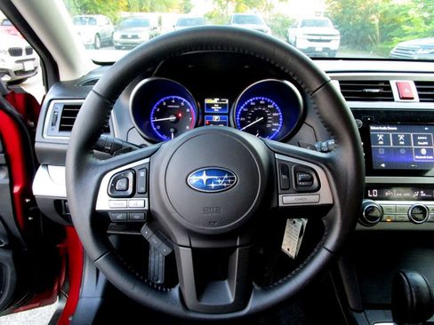Used 2015 Subaru Outback 2.5i Premium AWD/4WD image 18