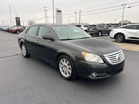 Used 2010 Toyota Avalon Limited image 20