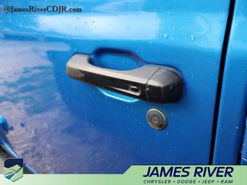 Used 2023 Jeep Wrangler Unlimited Rubicon 4xe AWD/4WD image 18