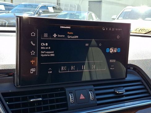 Used 2023 Audi Q5 2.0T Premium w/ Convenience Package AWD/4WD image 18