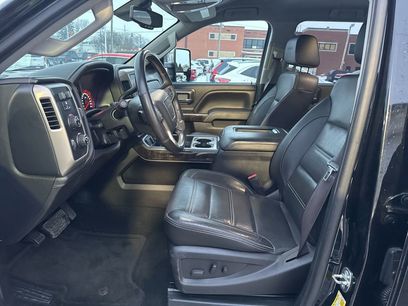 Used 2016 GMC Sierra 2500 Denali w/ Duramax Plus Package