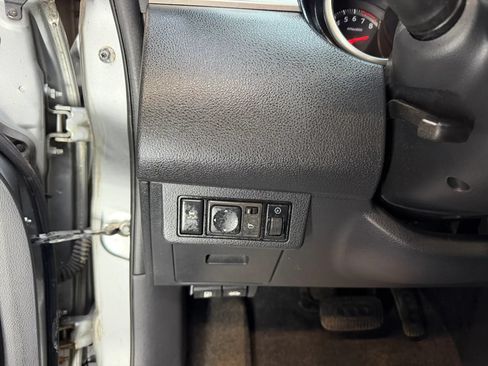 Used 2010 Nissan Versa 1.8 S w/ PWR Plus Pkg FWD image 20